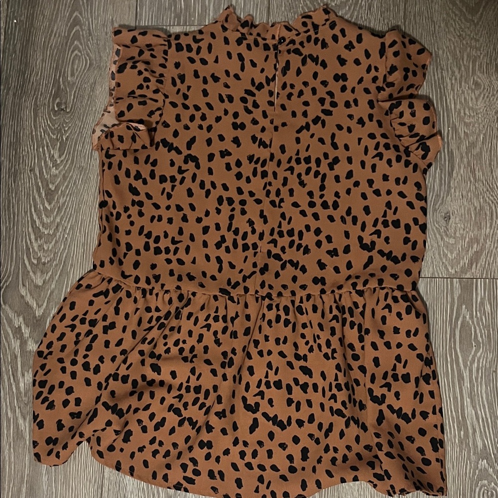 Leopard Print Ruffle Sleeve Top - Picture 4 of 4